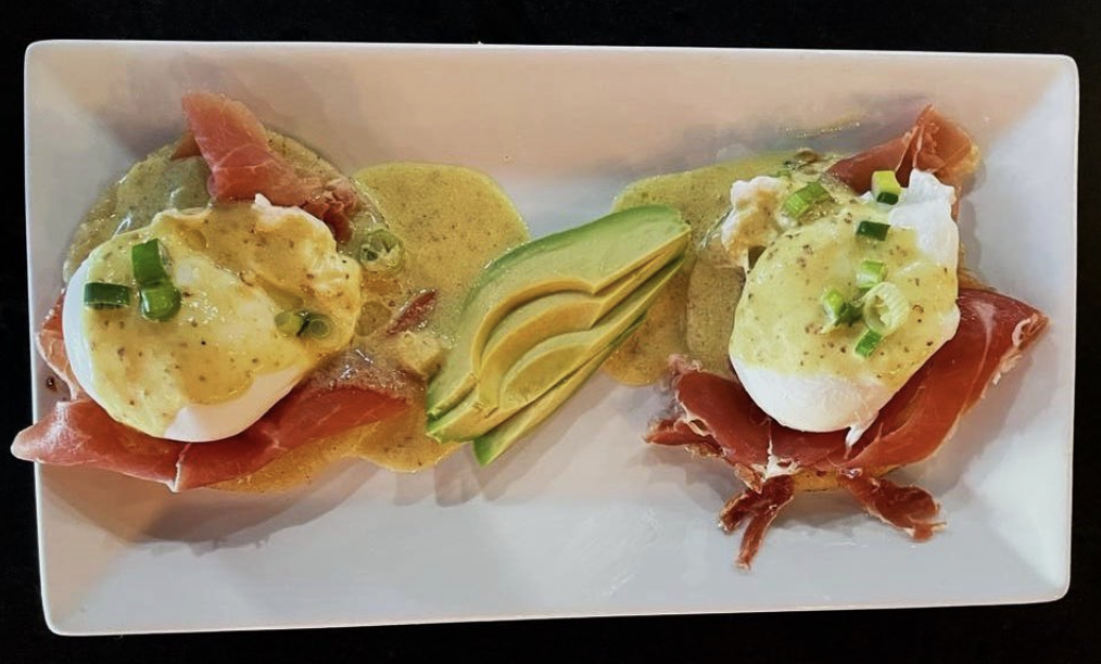 Artisan Eggs Benedict arepa .png